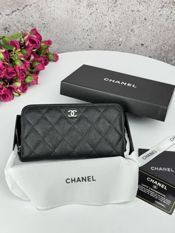Chanel Black Silver Texture