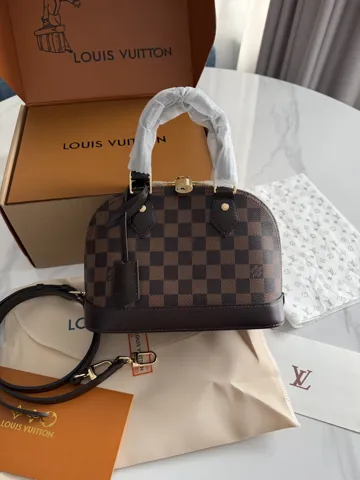 Louis Vuitton Alma
