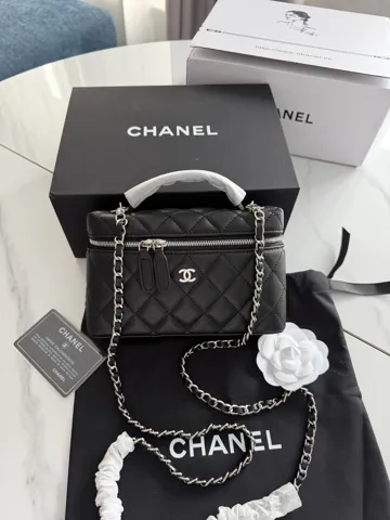 Chanel Black Silver Texture