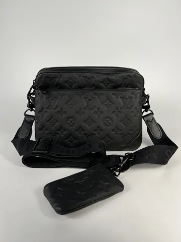LV