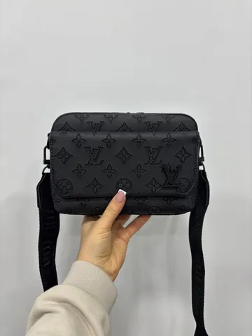 LV