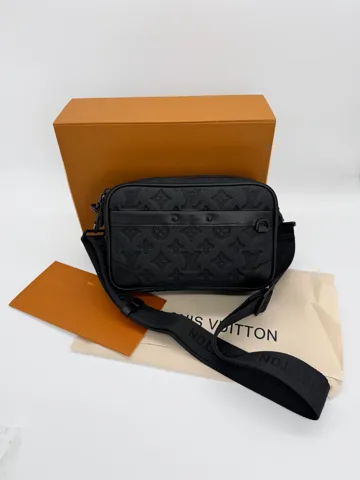 Louis Vuitton Alpha Messenger