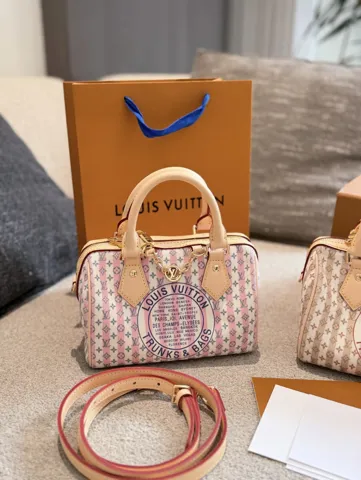 Louis Vuitton Speedy Bandouliere 20 Pink Textile