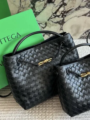 Bottega Veneta Andiamo Black