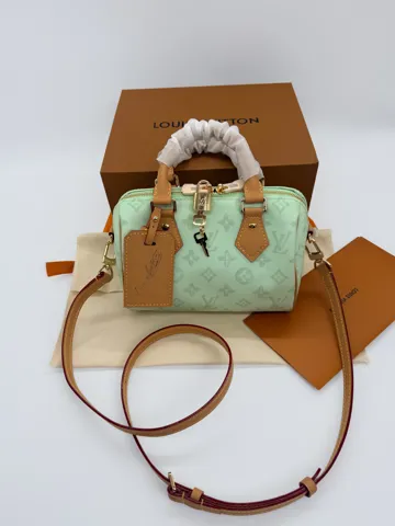 Louis Vuitton Speedy Bandouliere 20 Mint