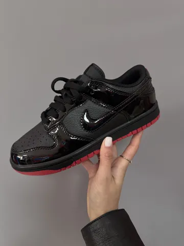 NIKE SB DUNK | «BLACK / RED LACQUER » premium